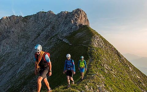 Wanderurlaub - 4* Hotel Strasserwirt in Tirol