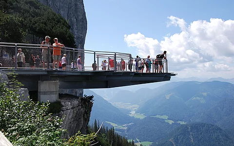 Aussichtsplattform im Pillerseetal